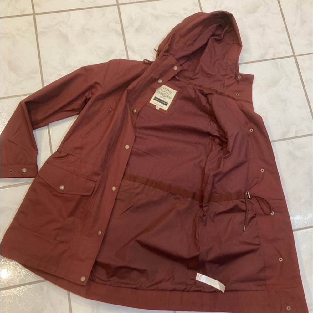 Men's Hooded Rain Jacket - Burgundy
